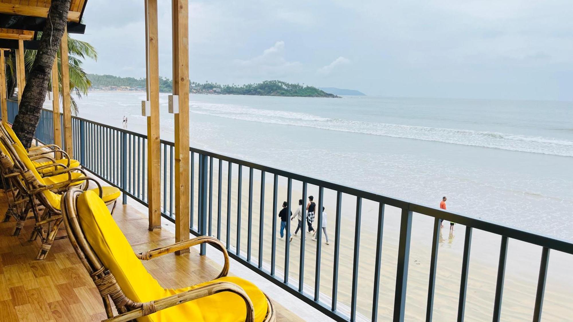Sameer Beachfront Cottages Канкон Экстерьер фото
