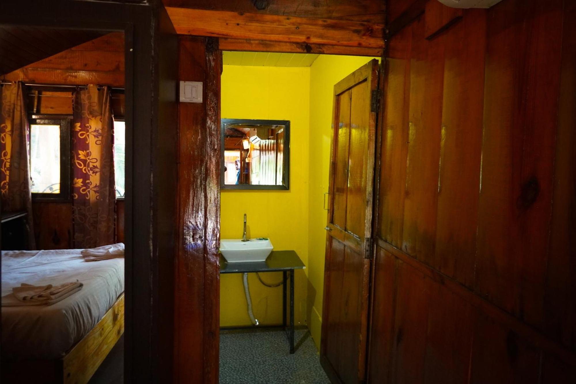 Sameer Beachfront Cottages Канкон Экстерьер фото