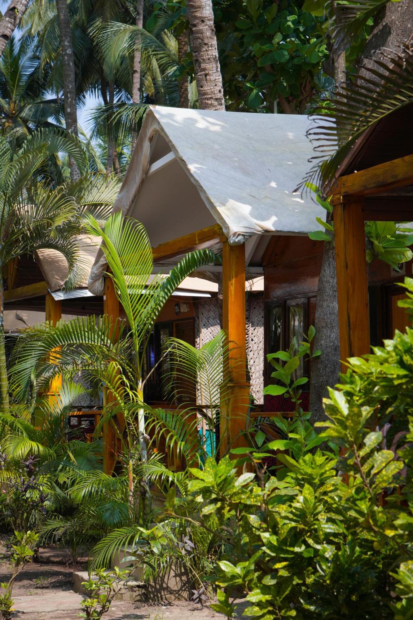 Sameer Beachfront Cottages Канкон Экстерьер фото